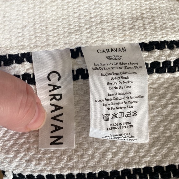 Black and White Rug - Picture 4 of 5